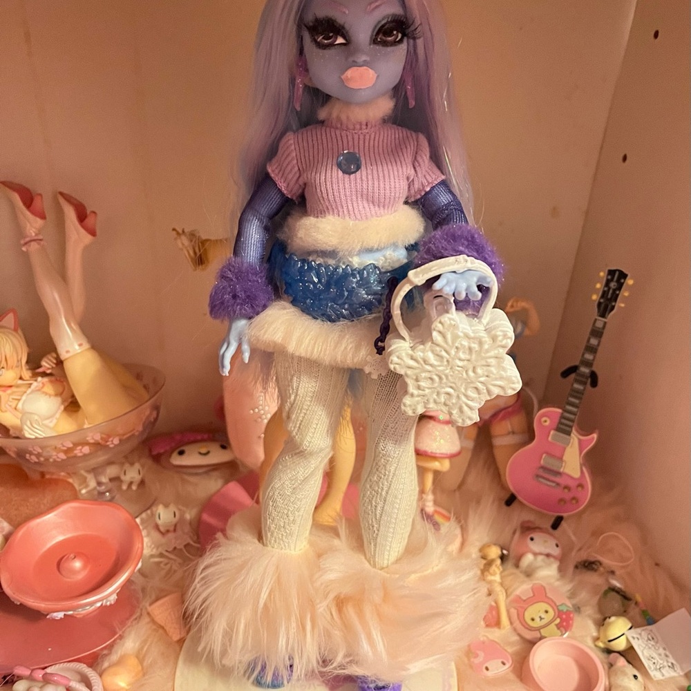 (Message to buy!) Custom Monster High G3 Abby doll